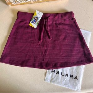 Halara Burgundy Waffle Weave Skirt Size M
